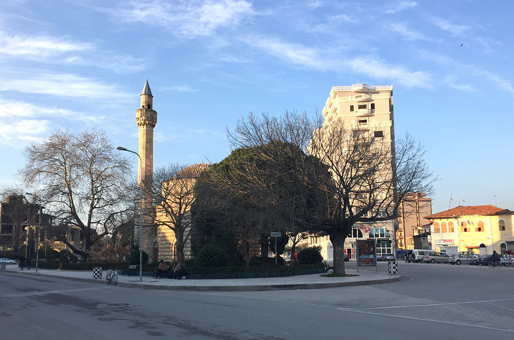 Мечеть в Албании