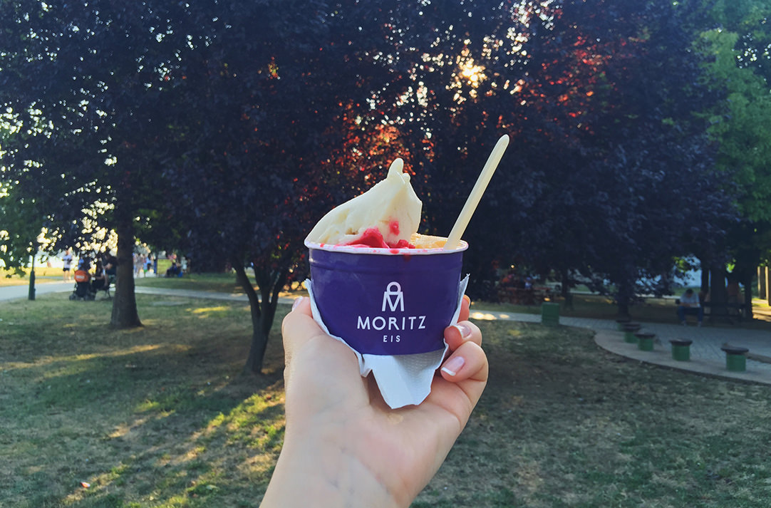 Сербское мороженое Moritz Eis