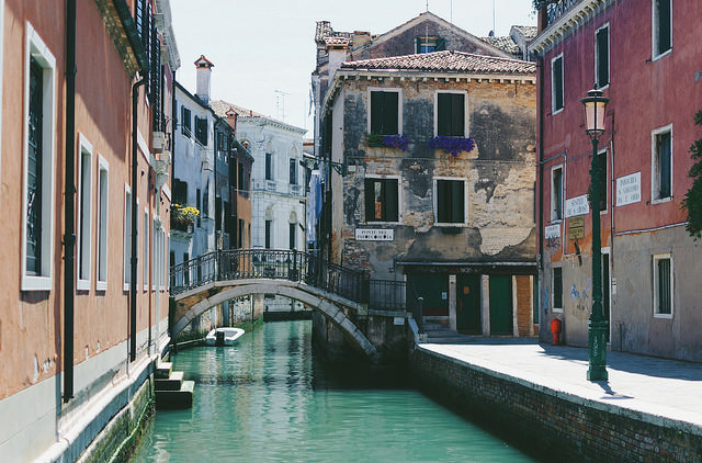 За плохое поведение в Венеции предусмотрены штрафы до 450 евро