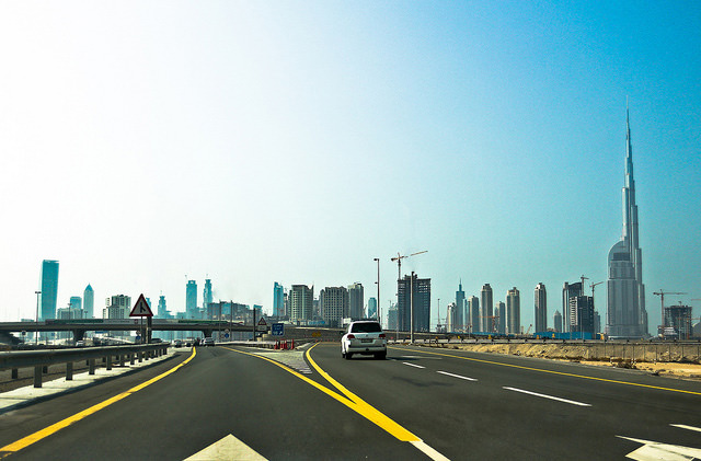 В Эмиратах создали ПДД для беспилотных автомобилей