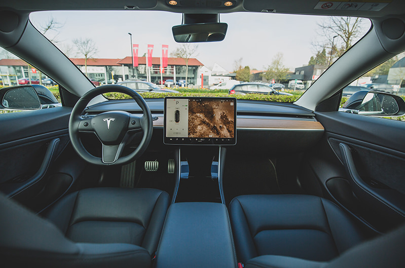 В авто Tesla можно будет играть в видеоигры
