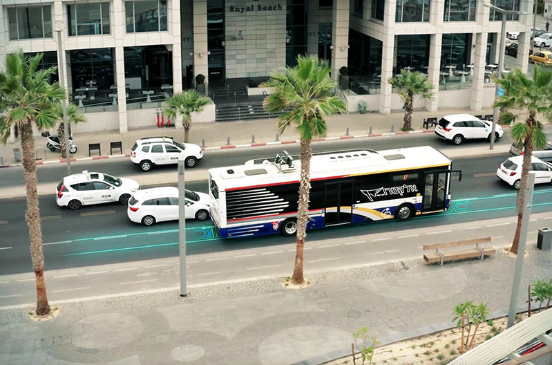 Дороги в Тель-Авиве будут заряжать общественный транспорт