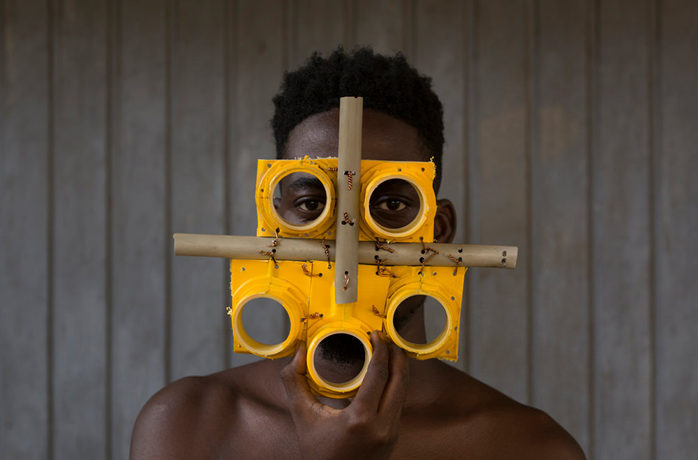 В Денвере открылась выставка защитных масок (1)