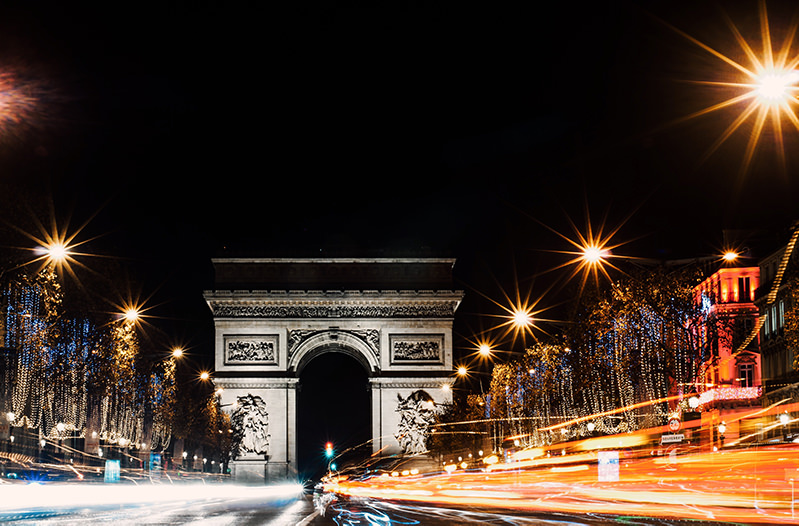 Париж и Брюссель вводят ограничение на скорость движения