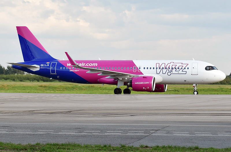 У Wizz Air изменились цены на провоз багажа