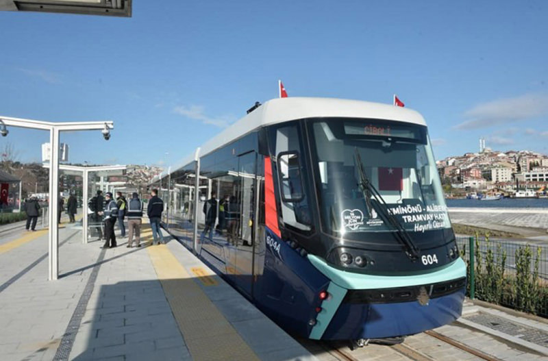 В Стамбуле открылась новая трамвайная линия