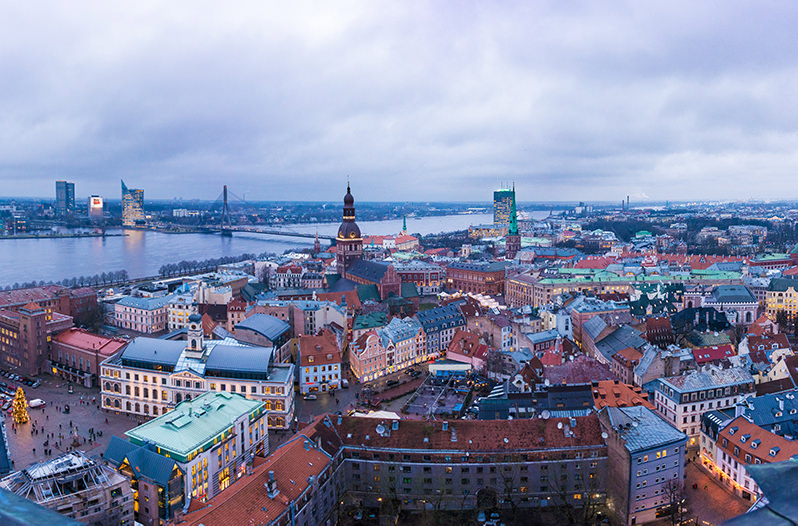 Латвия возобновит воздушное сообщение с другими странами
