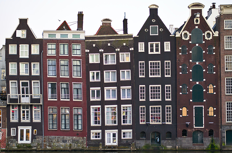 В Амстердаме снова разрешили сдавать жилье на Airbnb