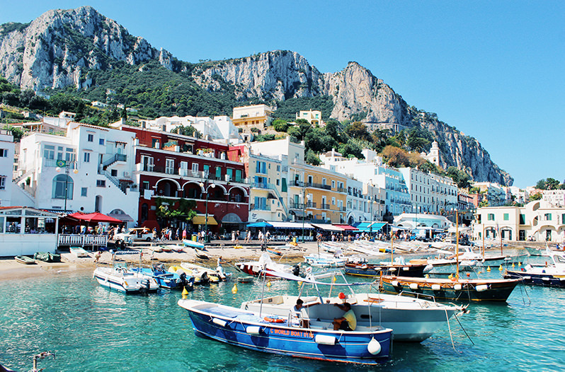 Отпускные острова Италии назвали возможную дату открытия