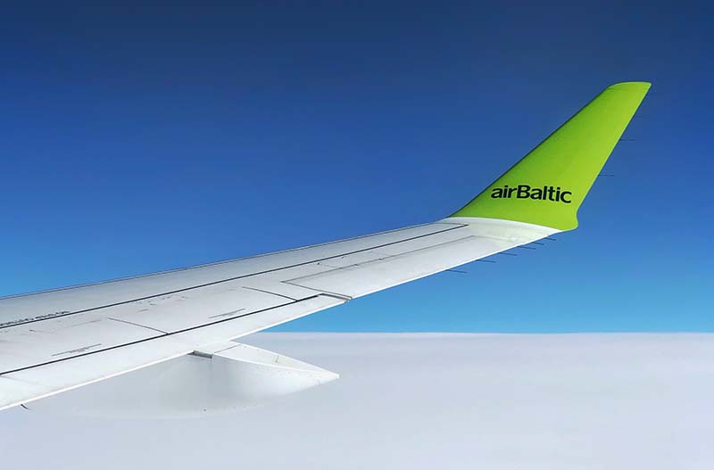 AirBaltic распродает билеты из Украины и других стран