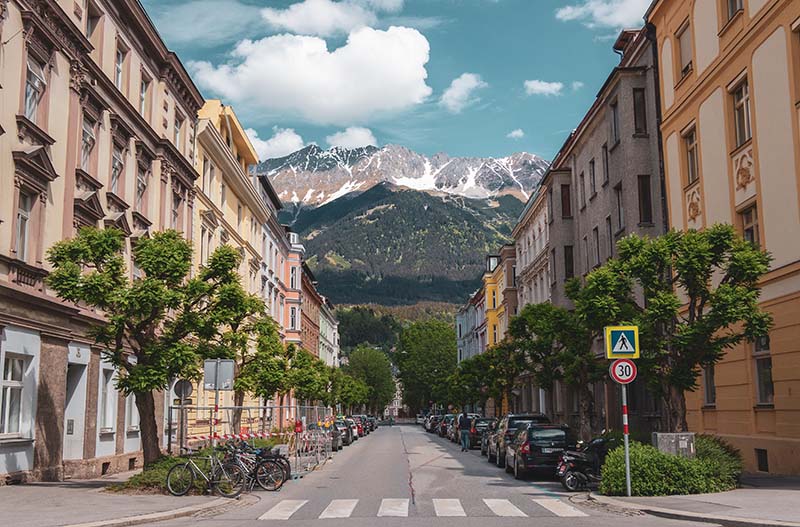 Мэр города в Австрии хочет убрать парковки из центра