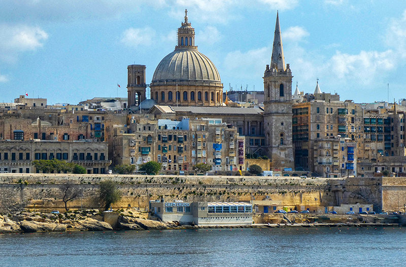 Мальта разрешила въезд для вакцинированных туристов из 88 стран