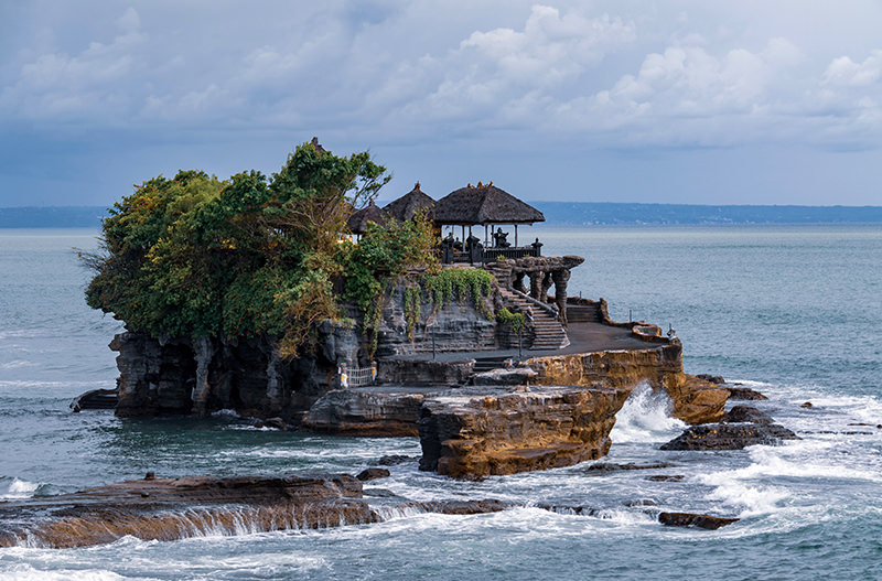 После открытия Бали не будет принимать обычных туристов