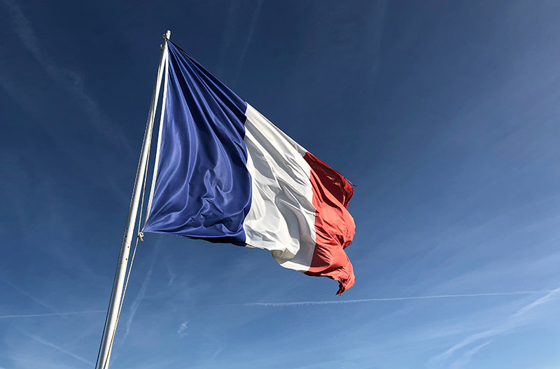 Франция вводит обязательное тестирование иностранцев