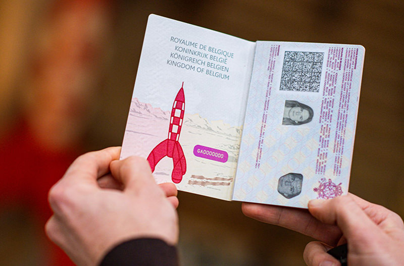 В Бельгии выпустили паспорта с героями комиксов