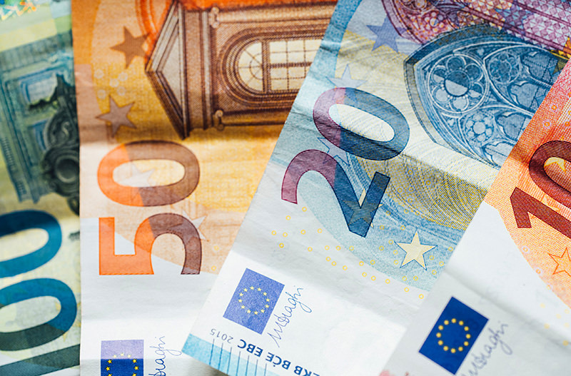 Банкнотам евро обновят дизайн