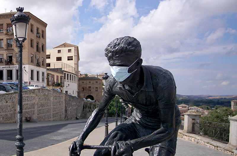В Испании отменяют ношение масок на улицах