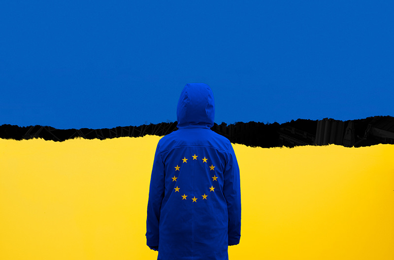 Украинцам разрешили жить и работать в ЕС без виз до 3-х лет