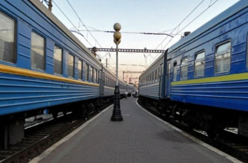 Укрзалізниця возобновила рейсы пригородных поездов из Харькова в Сумы
