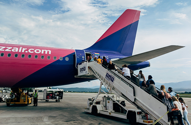 Wizz Air анонсировал новые рейсы из Катовице и Тираны